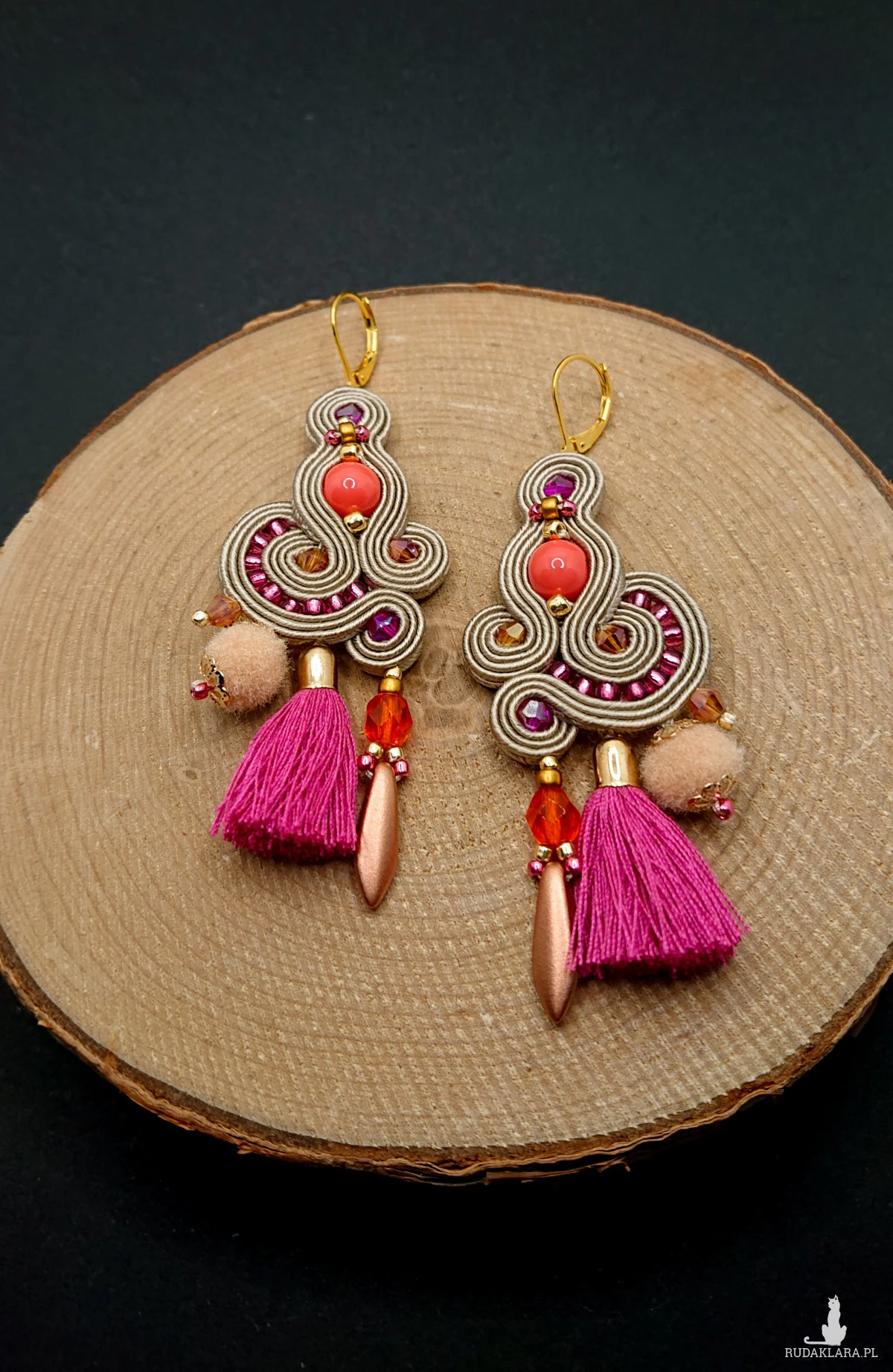 BEŻOWO-KOLOROWE KOLCZYKI SUTASZ W STYLU BOHO